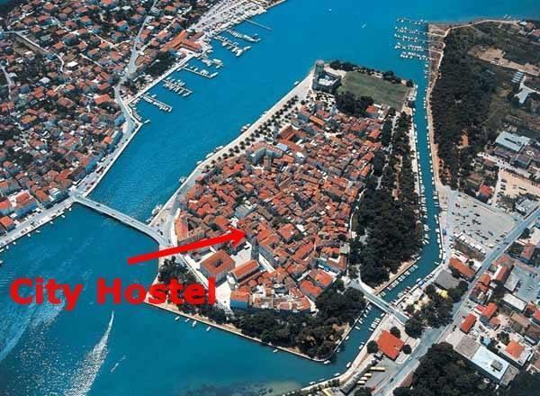 City Hostel Trogir Exterior photo