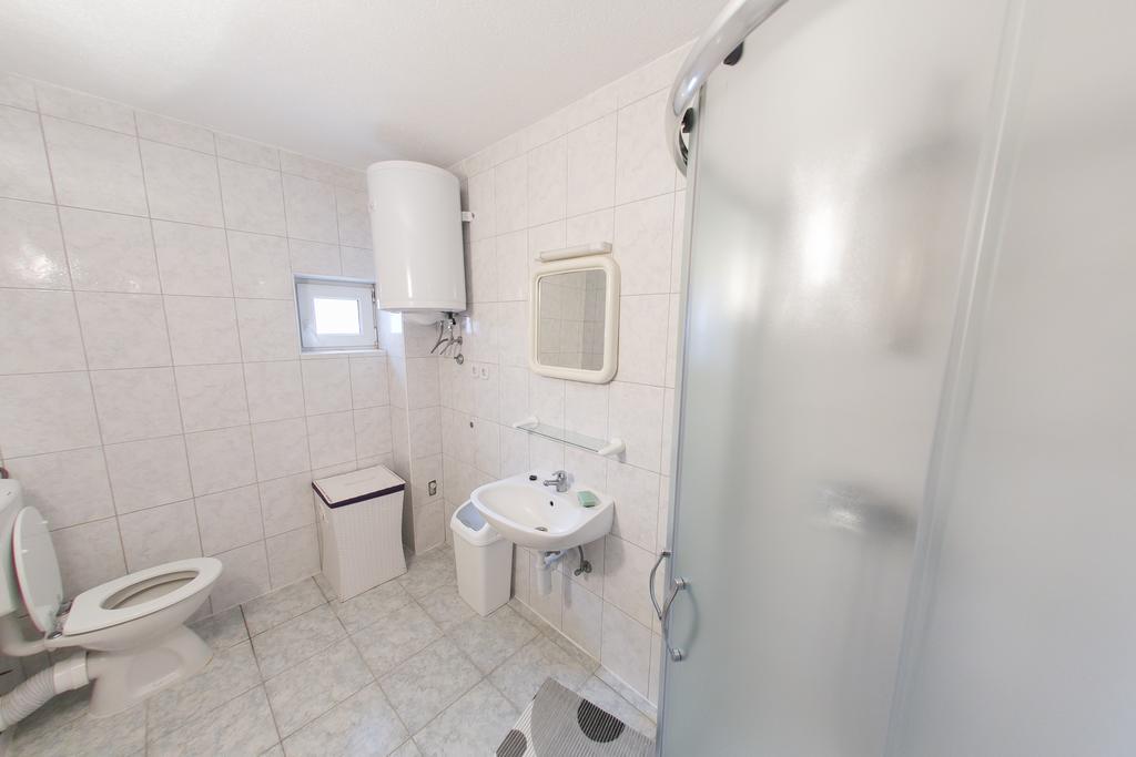 City Hostel Trogir Room photo